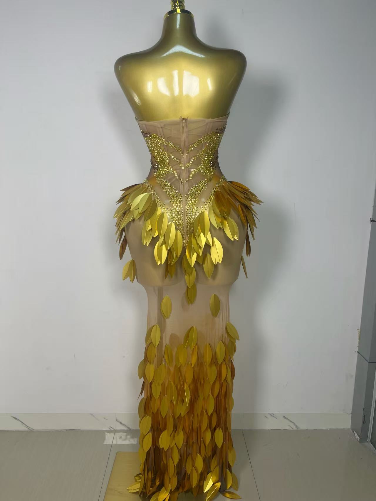 Funkelndes goldenes Strass-Pai – Sparkly Rhinestone Club Party Dress Bewertung und Preis
